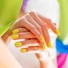 Kép 3/3 - Gelish gél lakk Perk Up Buttercup 9 ml